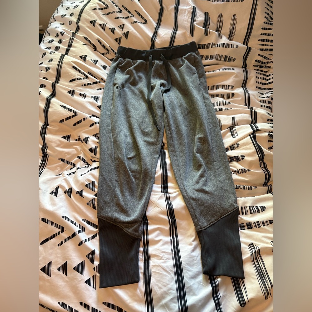 Under Armour Men’s joggers